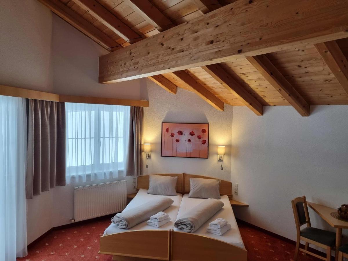 Hotel Garni Corinna Ischgl Exterior foto