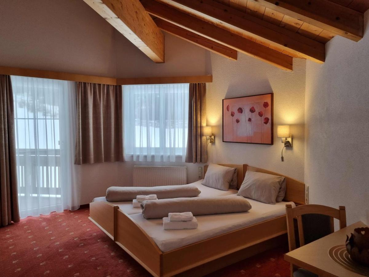 Hotel Garni Corinna Ischgl Exterior foto